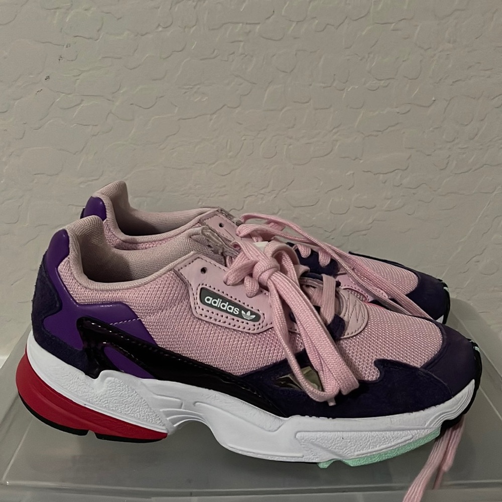 Adidas Original Falcon Athletic shoes. Women. Pink . Brand new. Size 8.5